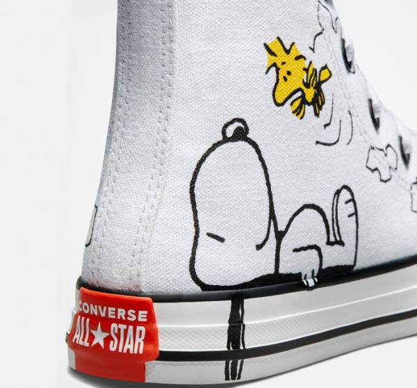 Converse Peanuts Chuck Taylor All Star High Tops Shoes White / Black / Red | CV-961QKW